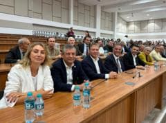 Özel, İBB davasında savunma tarihinin açıklanmadığını belirtti