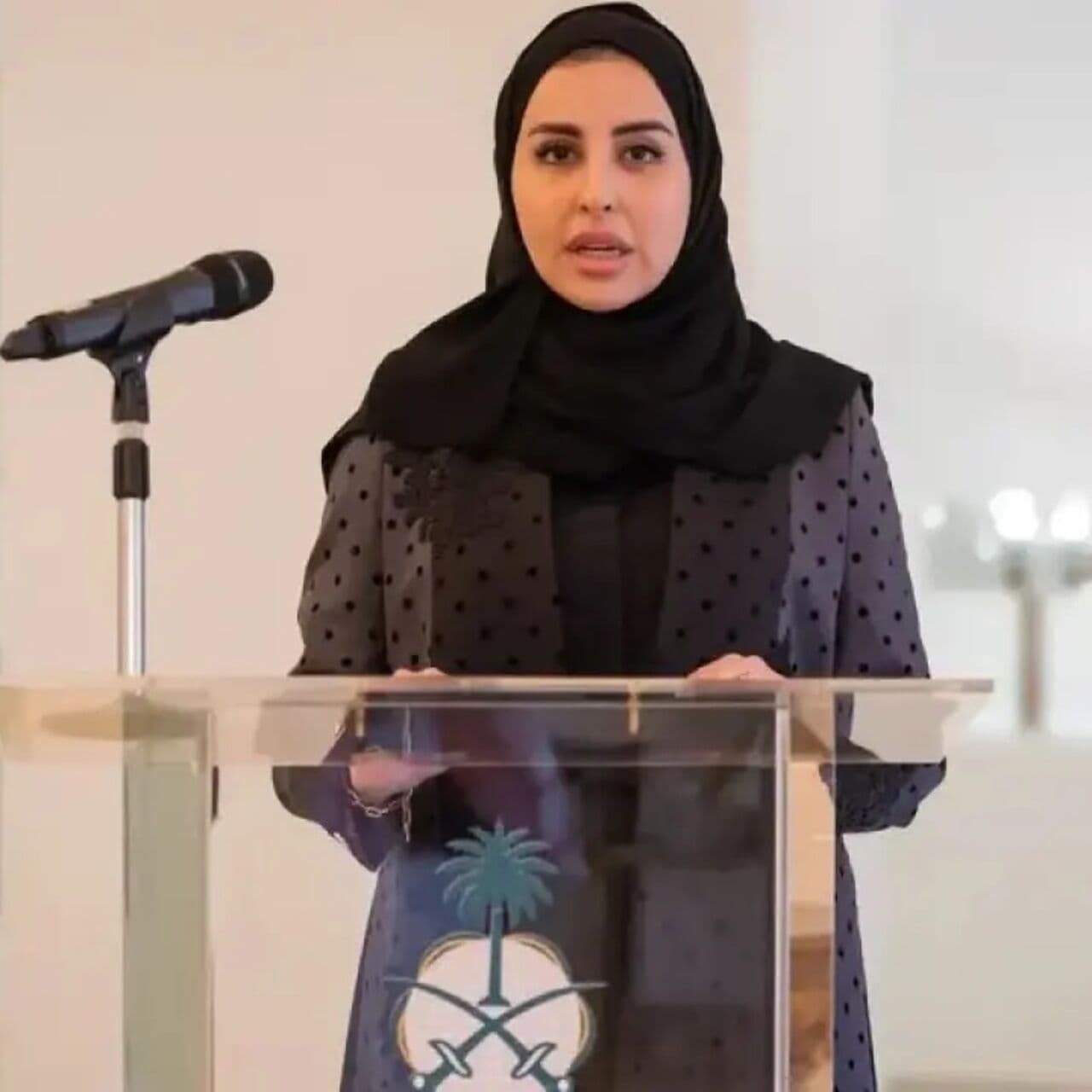 Suudi Arabistan ilk kadın başkonsolosunu atadı