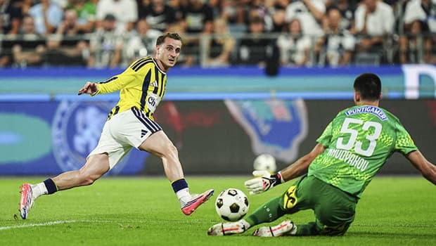 Kerem Aktürkoğlu yine sınıfta kaldı!