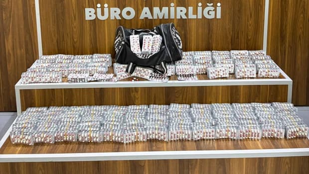 İzmir'de 9 bin 184 sentetik ecza ele geçirildi, 1 gözaltı