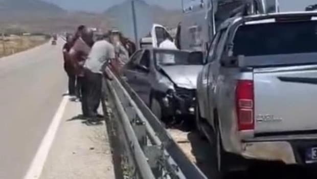 Kayseri’de otomobil ile kamyonet kafa kafaya çarpıştı: 1 ölü