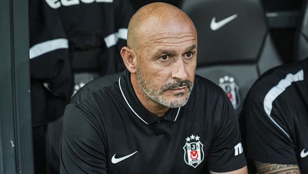 Vincenzo Italiano'dan Vlahovıc'e övgü: 'Beşiktaş inanılmaz bir 9 numaraya sahip!'