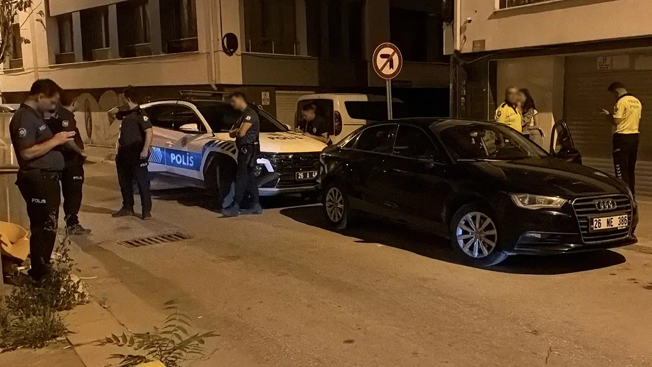 Eskişehir'de 'Dur' İhtarına Uymayan Sürücüye 210 Bin Lira Para Cezası