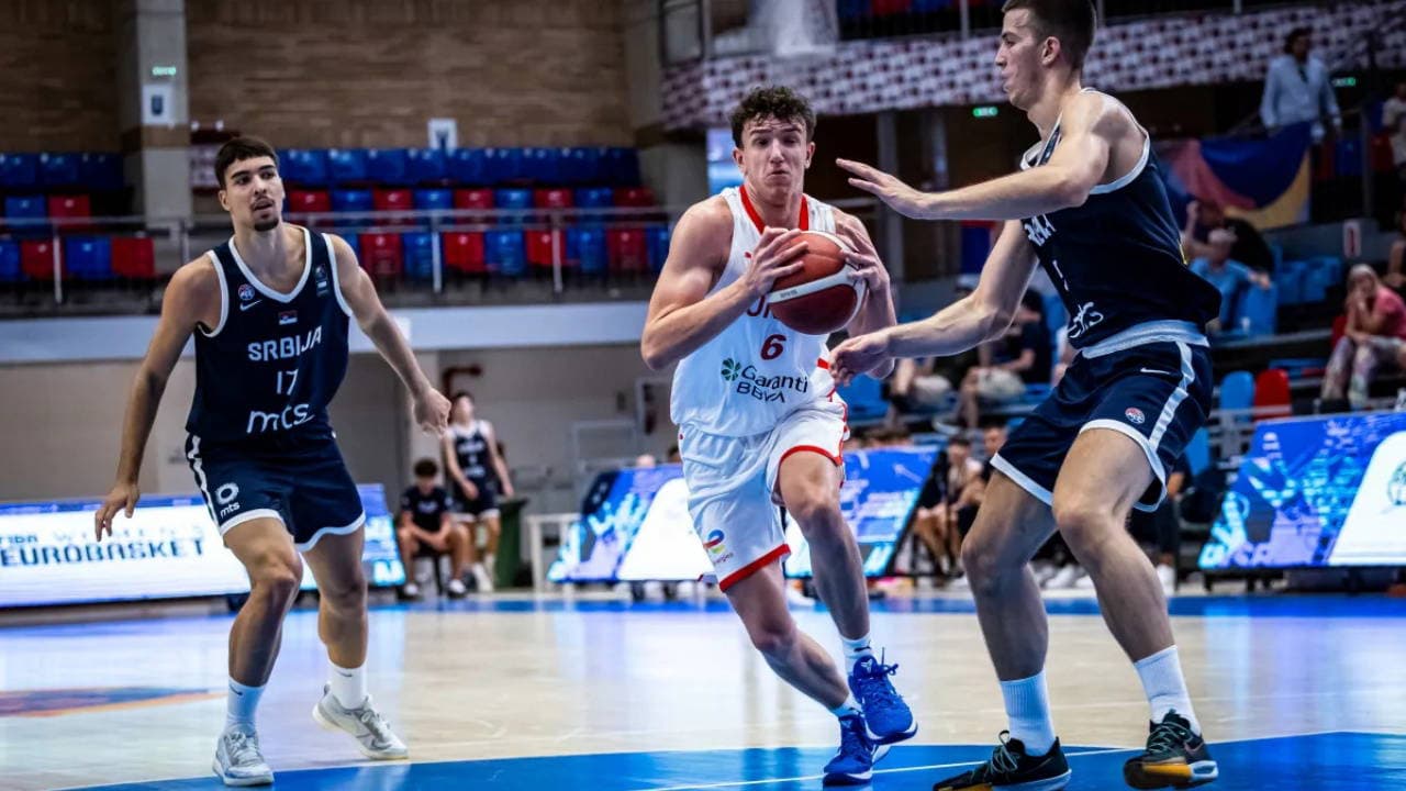 Sırbistan, Türkiye'yi FIBA Erkekler 16 Yaş Altı Avrupa Şampiyonası'nda yenerek geçti
