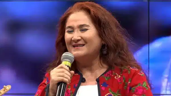Sabahat Akkiraz kimdir, kaç yaşında, nereli? Sanatçı Sabahat Akkiraz'ın hayatı ve kariyeri