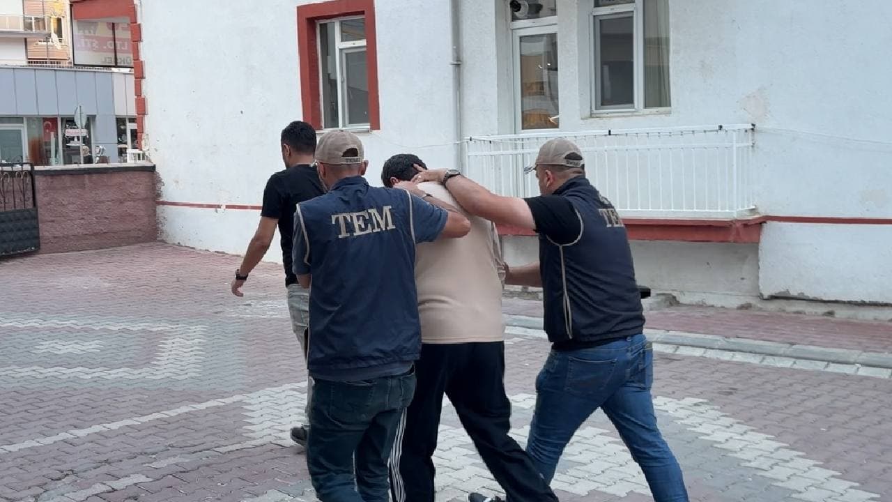 Kırmızı bültenle aranıyordu: Terör şüphelisi, Kırşehir'de yakalandı