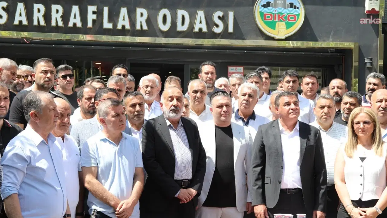 Diyarbakır'da iş yerlerine yönelik saldırılara tepki: 'En ağır cezalar verilsin'