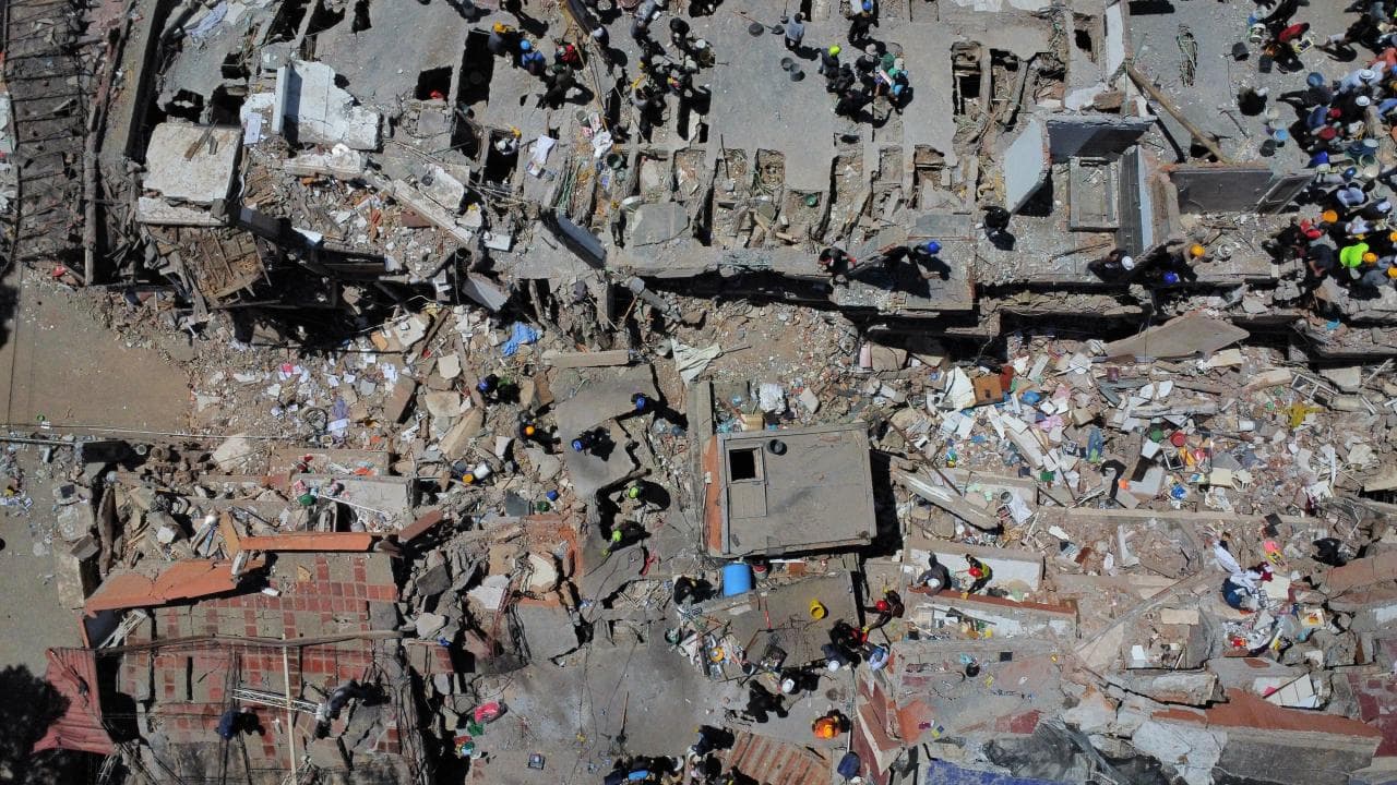 Kolombiya'da 7,4 Büyüklüğündeki Depremde Hayatını Kaybedenler için Ulusal Yas